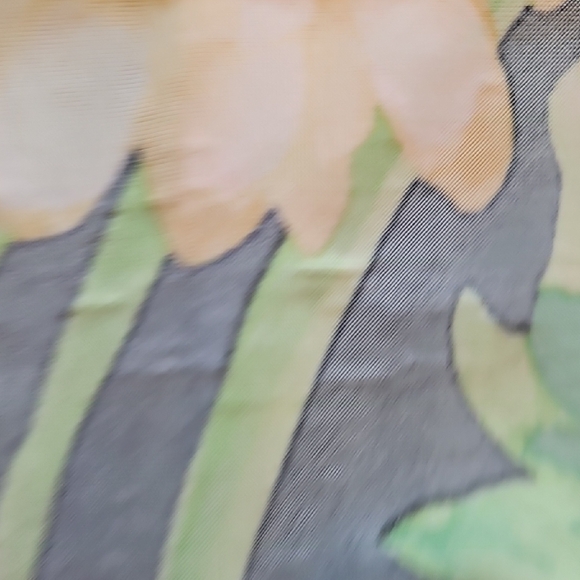 Tropical Floral Print Sleeveless Top - Picture 8 of 9